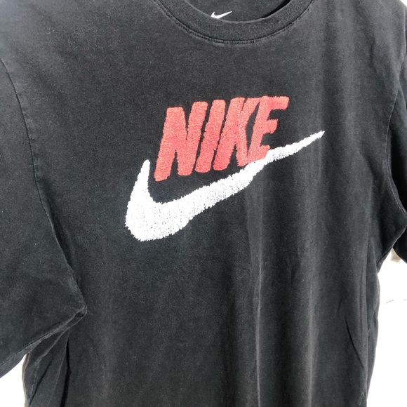 Men’s black Nike Tee Size LT - Picture 3 of 6